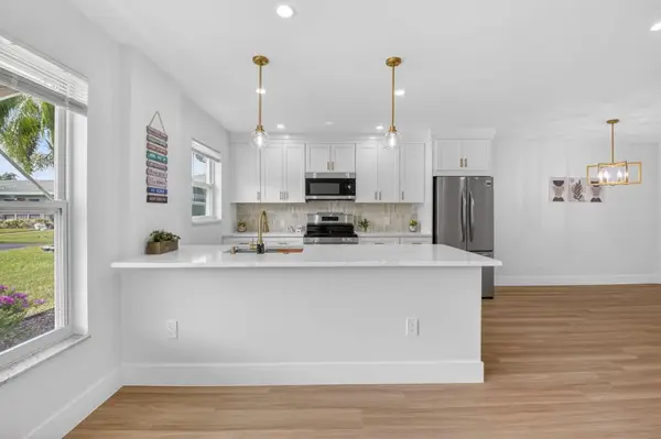 760 High Point Boulevard N, Delray Beach, FL 33445