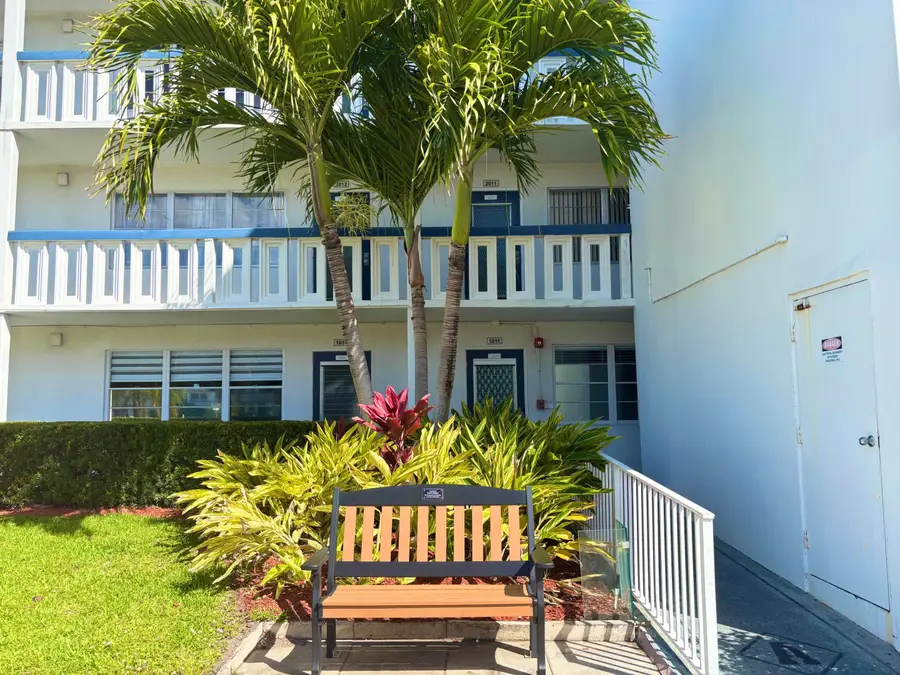 4015 Oakridge A #4015, Deerfield Beach, FL 33442 - #3