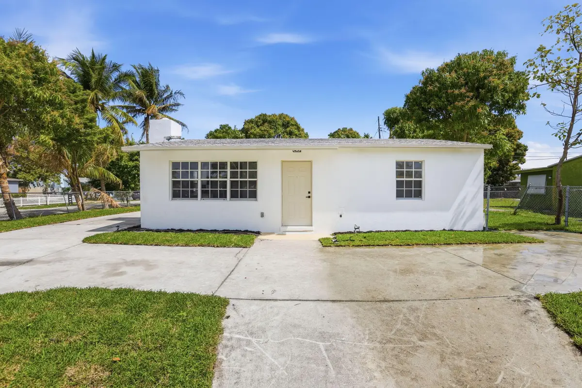 2312 Redwood Road, West Palm Beach, FL 33409 - #1