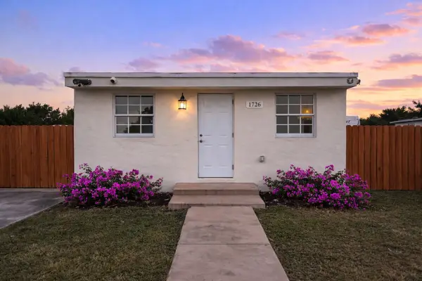 12130 SW 215th Street, Miami, FL 33177