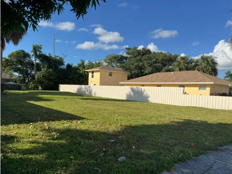 1120 9th Street, West Palm Beach, FL 33401 - #2
