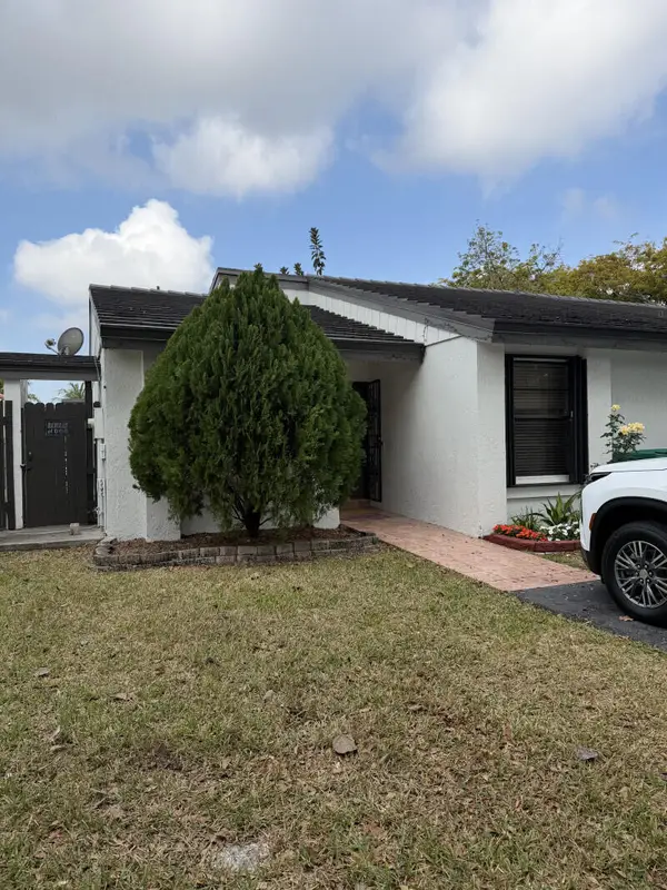 15022 SW 127th Place, Miami, FL 33186