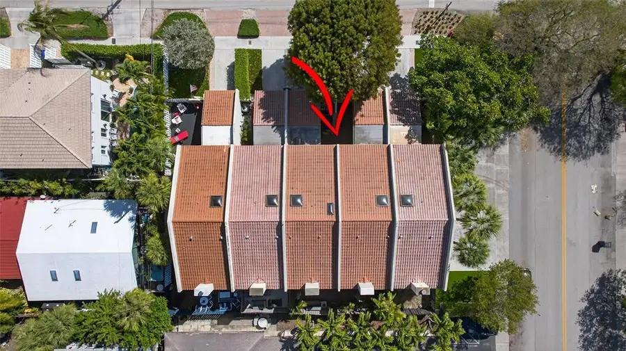 210 Washingtonia Avenue, Fort Lauderdale, FL 33308 - #3