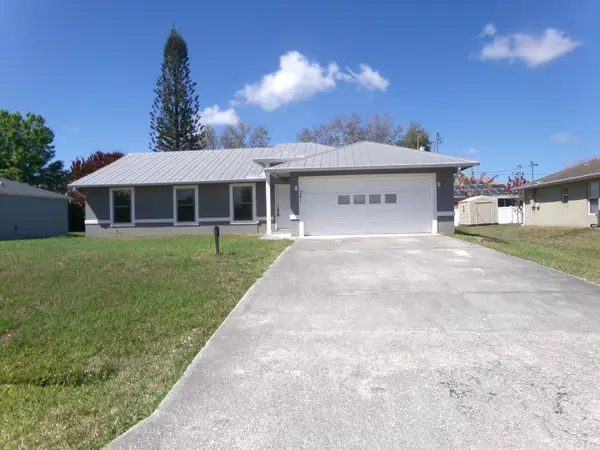 261 SW Parish Terrace, Port St Lucie, FL 34984