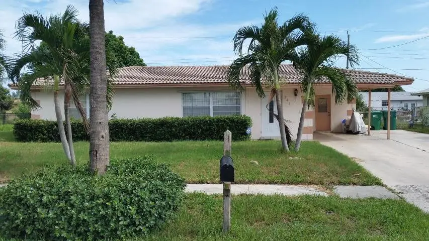 341 W 22nd, Riviera Beach, FL 33404 - #2