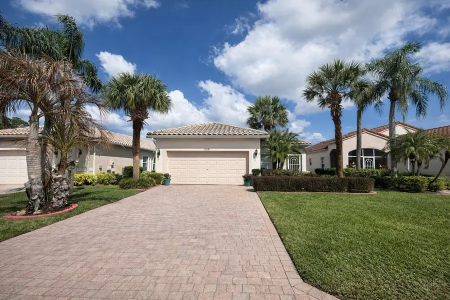 320 NW Treeline Trace, Port Saint Lucie, FL 34986 - #2