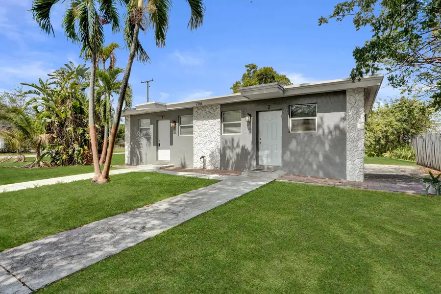2261 NW 2nd Street, Pompano Beach, FL 33069 - #2