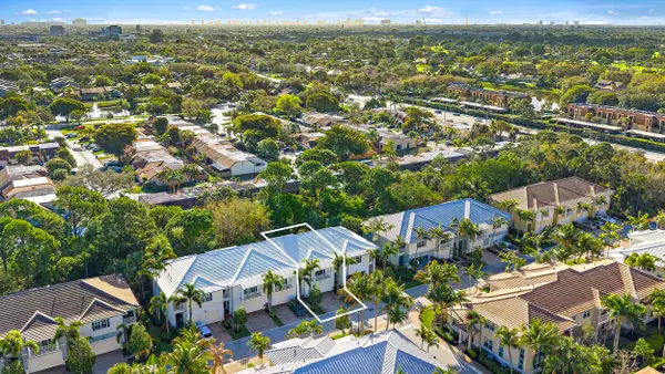 1056 Piccadilly, Palm Beach Gardens, FL 33418