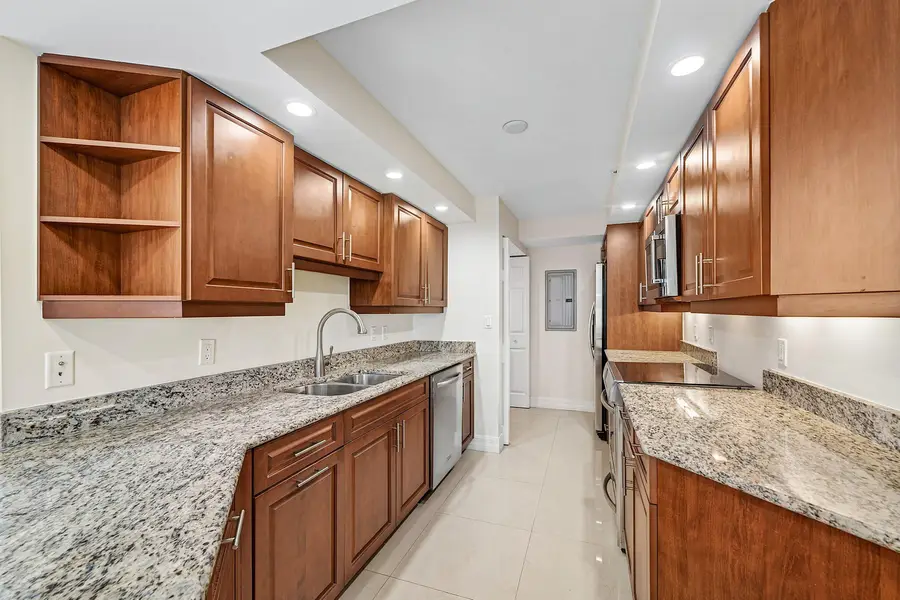 3000 N Ocean #8-f, Singer Island, FL 33404 - #3