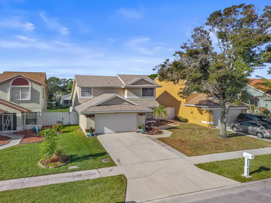 3874 Circle Lake, West Palm Beach, FL 33417 - #2