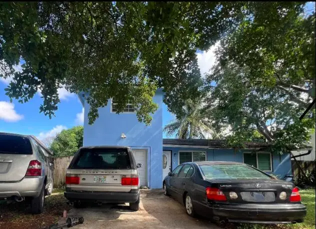 527 S 28th Avenue, Hollywood, FL 33020 - #1