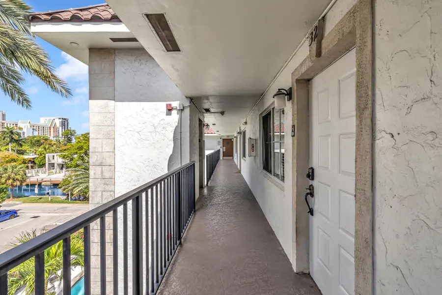 924 SE 2nd Street #32, Fort Lauderdale, FL 33301 - #3