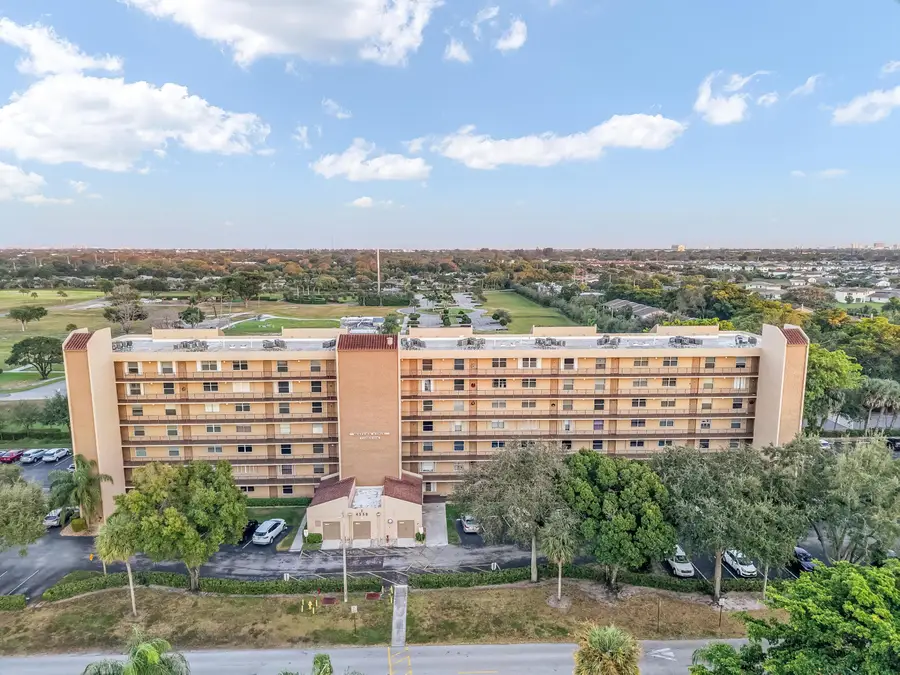 4550 NW 18th Avenue #304, Deerfield Beach, FL 33064 - #3