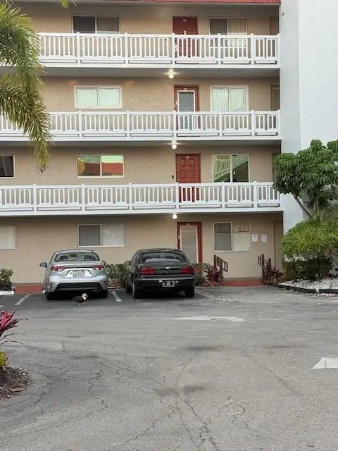 3581 Inverrary Drive #Unit 103, Lauderhill, FL 33319 - #3