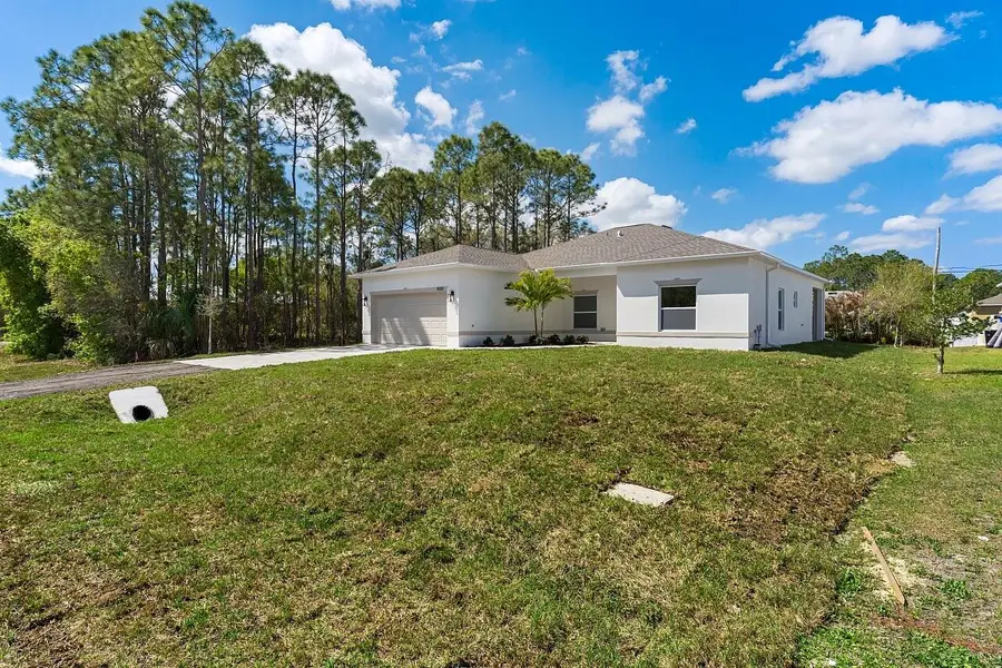 9055 103rd Avenue, Vero Beach, FL 32967 - #3