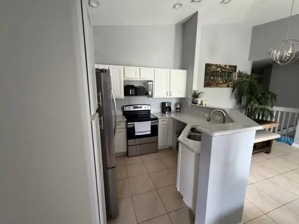 3013 Laurel Ridge Circle, Riviera Beach, FL 33404