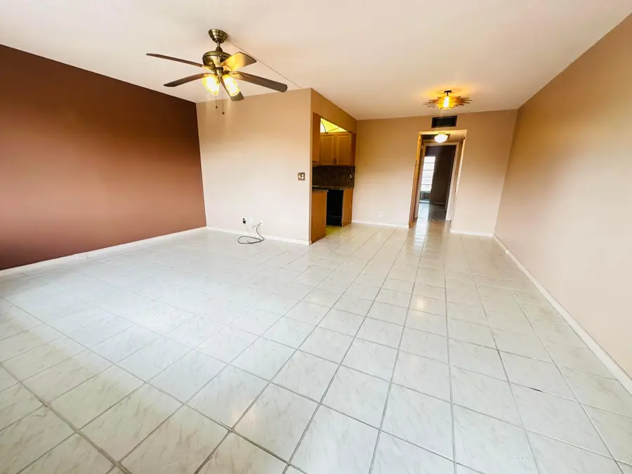 3057 Harwood E #3057, Deerfield Beach, FL 33442 - #2