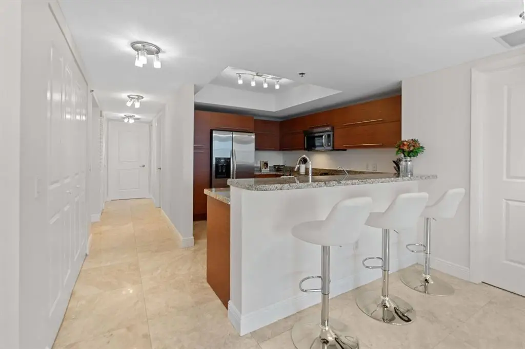 2641 N Flamingo Road, Plantation, FL 33323 - #1