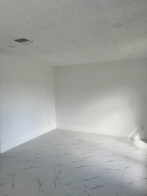 2747 Summit Boulevard, West Palm Beach, FL 33406