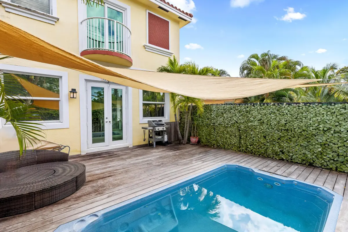 1222 NE 18th Avenue #1, Fort Lauderdale, FL 33304 - #1