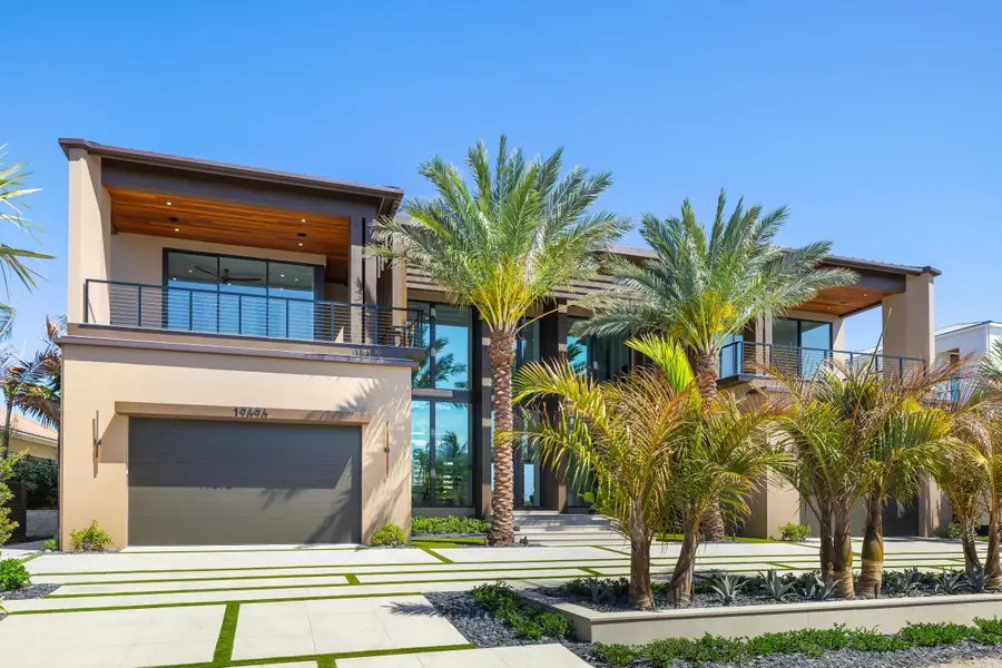 19696 Harbor Road N, Jupiter, FL 33469 - #2