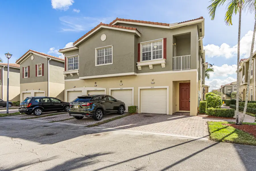 5869 Hampton Hills Boulevard, Tamarac, FL 33321 - #3