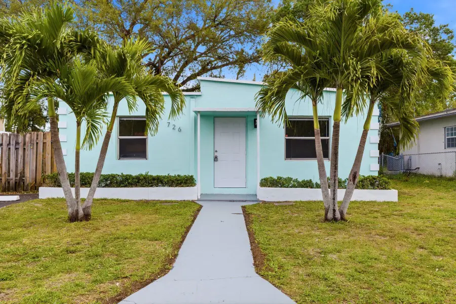 726 NW 15th Terrace, Fort Lauderdale, FL 33311 - #3