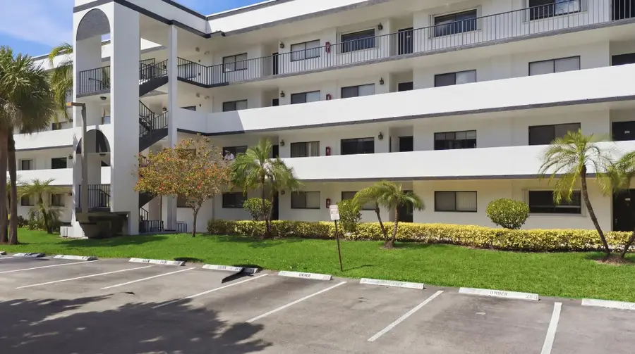 4725 Lucerne Lakes Blvd Boulevard E #110, Lake Worth, FL 33467 - #3