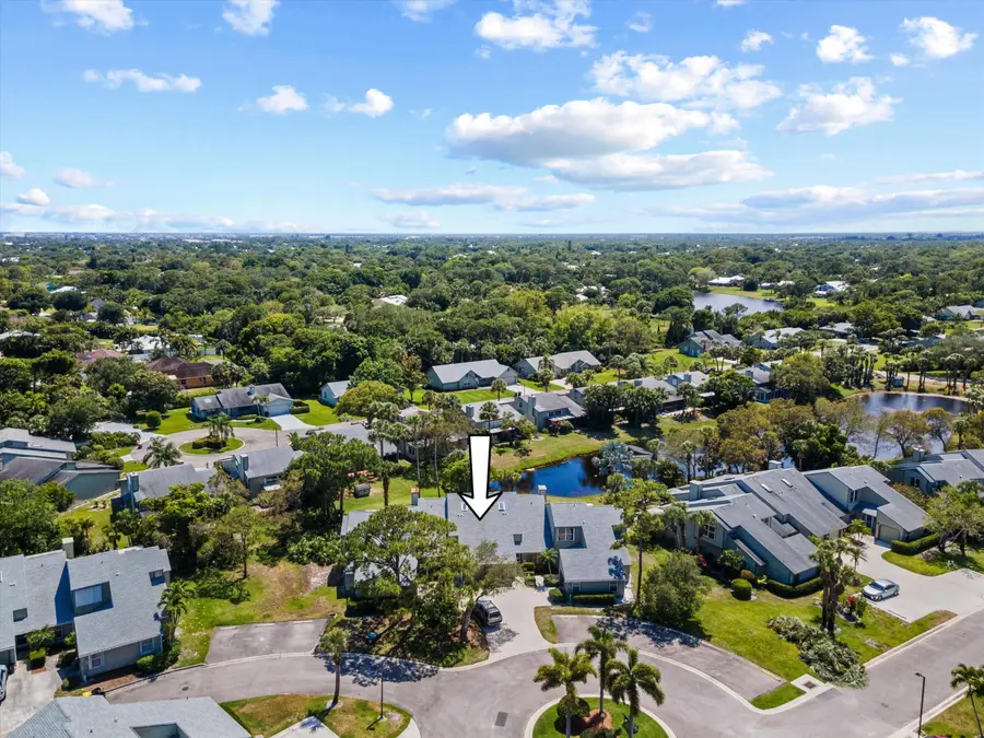 912 NE Sandalwood Place, Jensen Beach, FL 34957 - #3