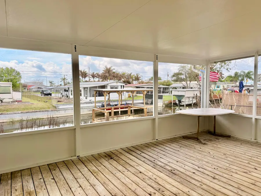 1088 Peach Street, Okeechobee, FL 34974 - #2