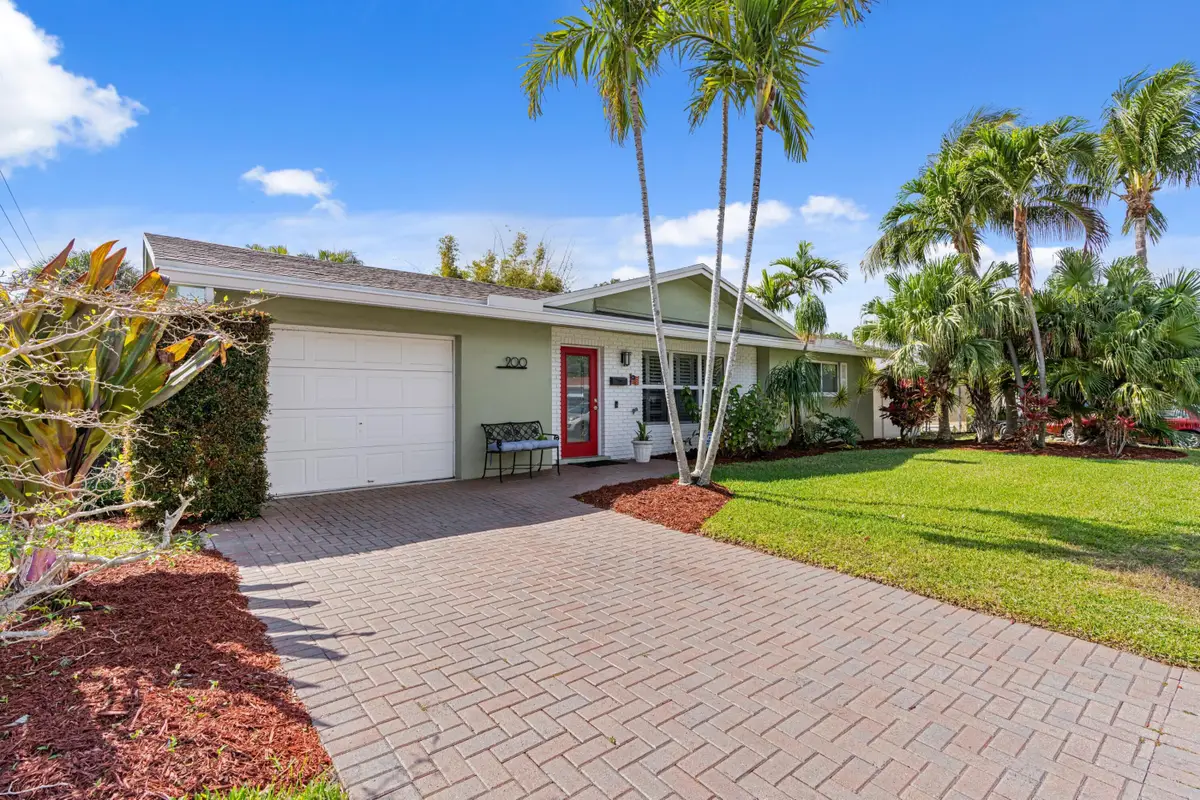 200 SW 5th Street, Boca Raton, FL 33432 - #1