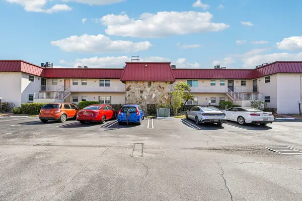 12022 W Greenway Drive #103, Royal Palm Beach, FL 33411