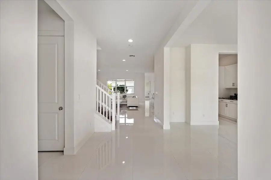 8059 Hobbes Way, Palm Beach Gardens, FL 33418 - #3