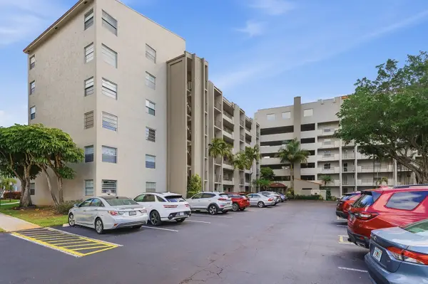 3920 Inverrary Boulevard #403c, Lauderhill, FL 33319