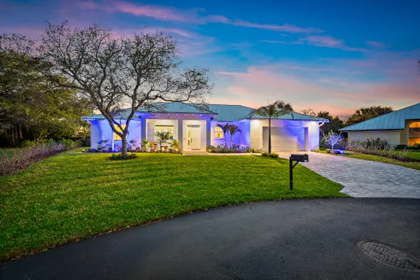 8508 SE Woodwind Street, Hobe Sound, FL 33455