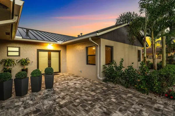 21212 Escondido Way, Boca Raton, FL 33433