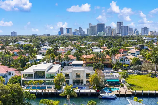 424 Coconut Isle Drive, Fort Lauderdale, FL 33301