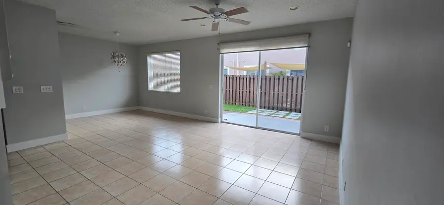 5117 Meadow Oaks Drive, Coconut Creek, FL 33073 - #2