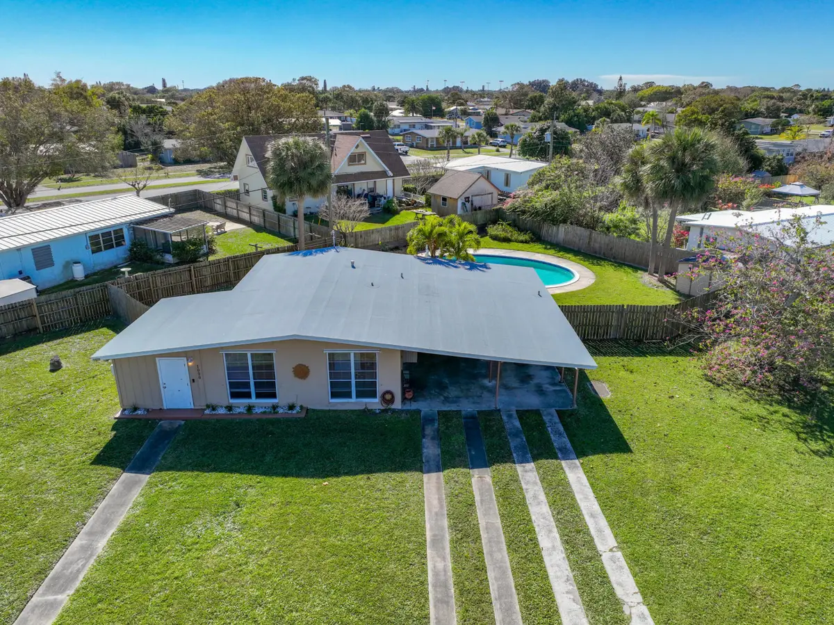 1090 Bianca Drive Ne, Palm Bay, FL 32905 - #1