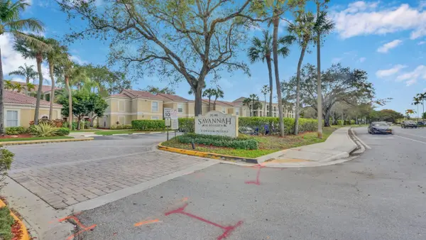 875 Riverside Drive #726, Coral Springs, FL 33071