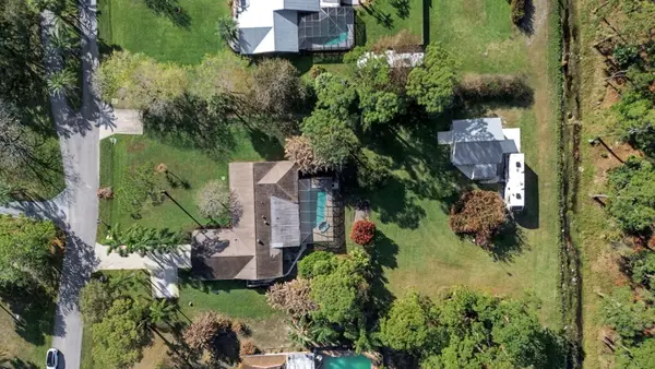 5592 SE Lamay Drive, Stuart, FL 34997