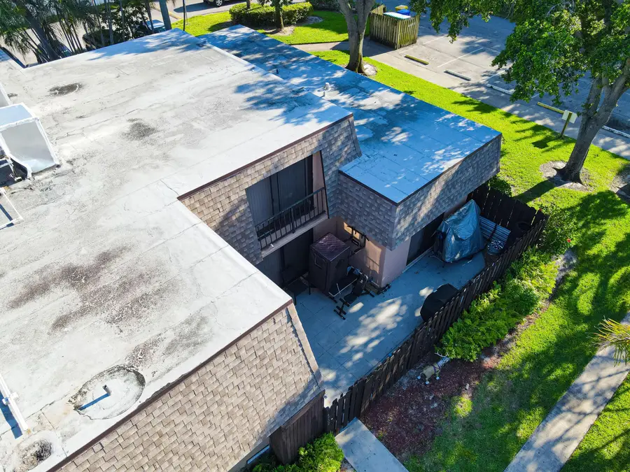 4702 Waterview Circle, Palm Springs, FL 33461 - #2