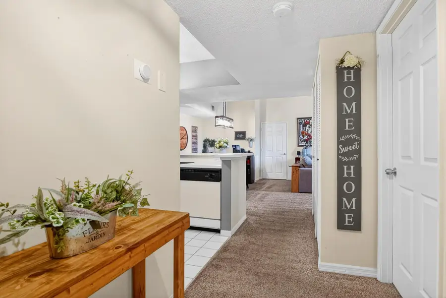 1640 N 42nd Circle #Unit 305, Vero Beach, FL 32967 - #2