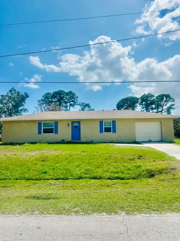 314 SE Evergreen Terrace, Port St Lucie, FL 34983