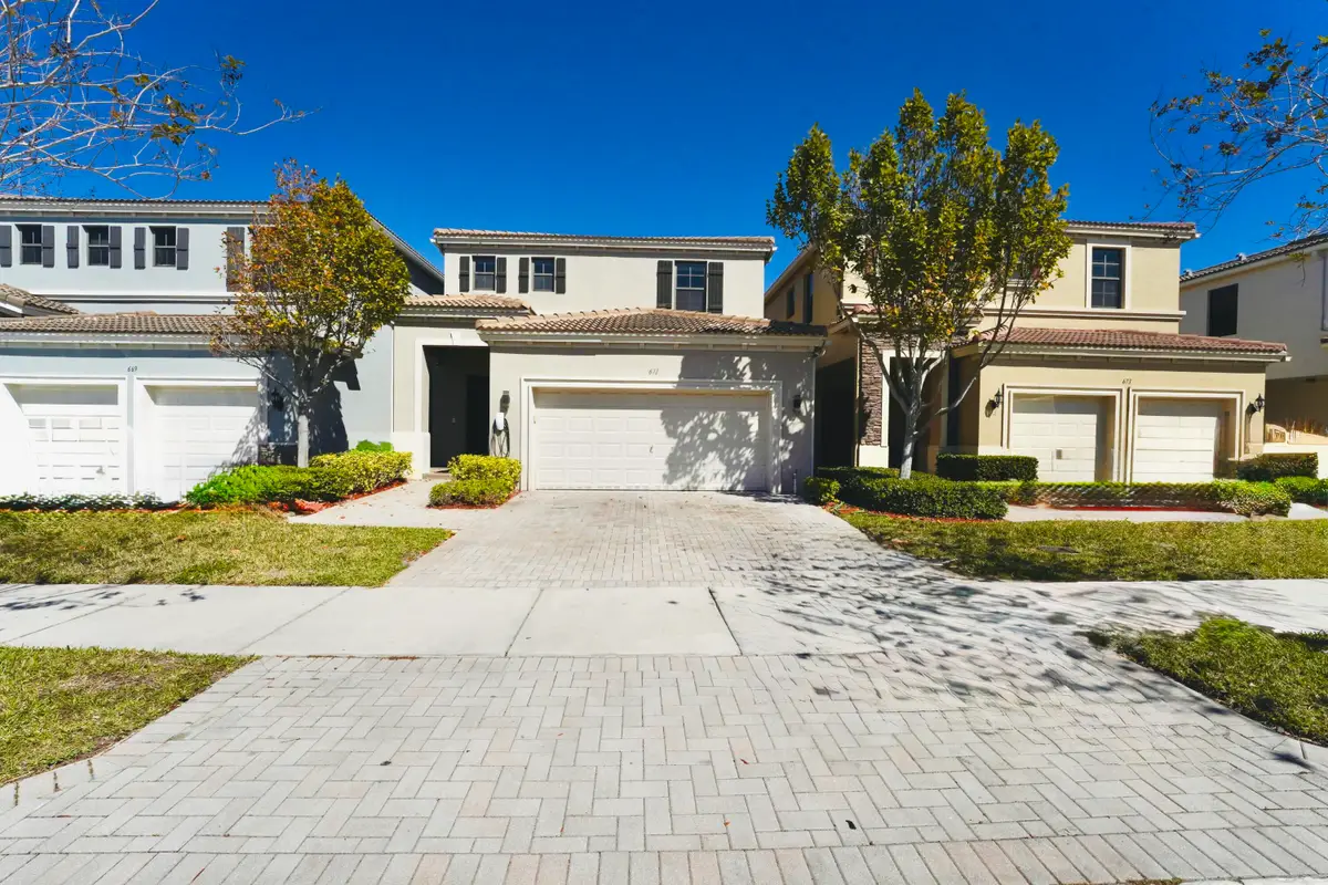 671 NE 191st Terrace, Miami, FL 33179 - #1