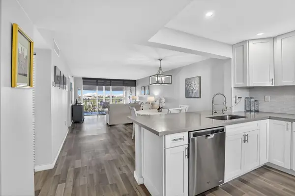 3910 Inverrary Boulevard #802b, Lauderhill, FL 33319