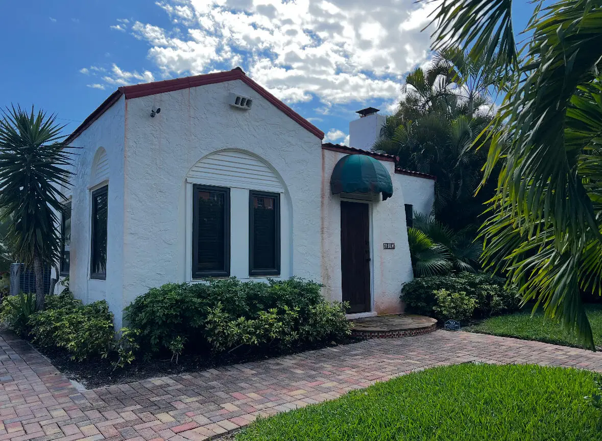 612 Park Place, West Palm Beach, FL 33401 - #1