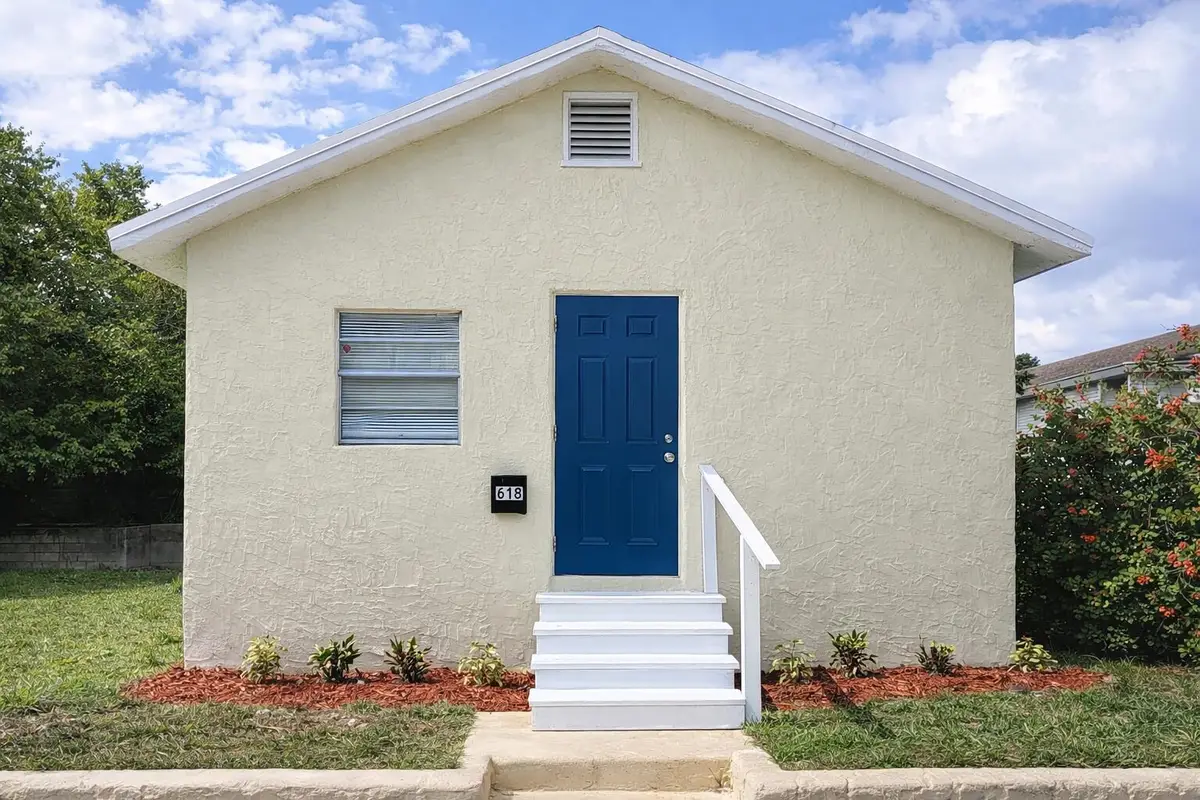 615 N Sapodilla Avenue, West Palm Beach, FL 33401 - #1