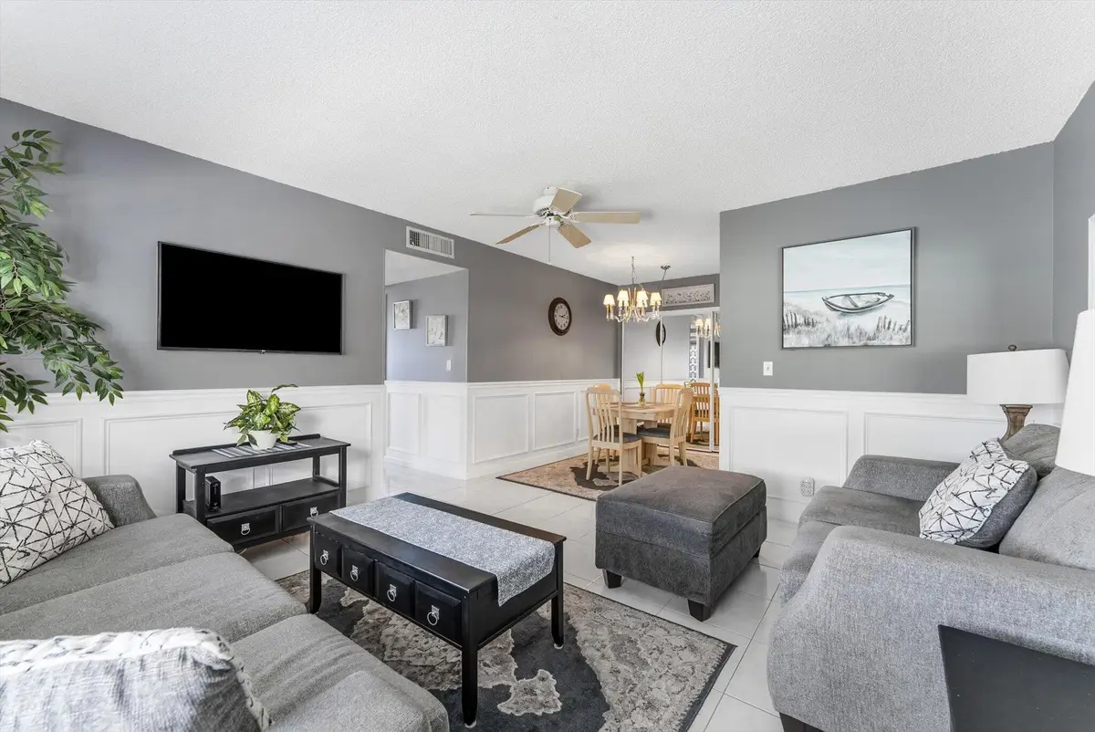 1520 Mckinley Street #117e, Hollywood, FL 33020 - #1