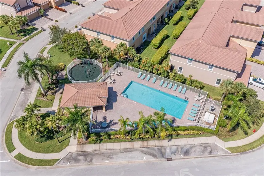 1041 Normandie Way, Vero Beach, FL 32960 - #2